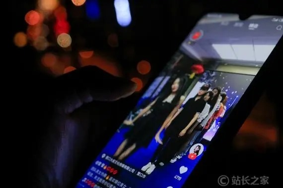 快手也可以聊天吗？